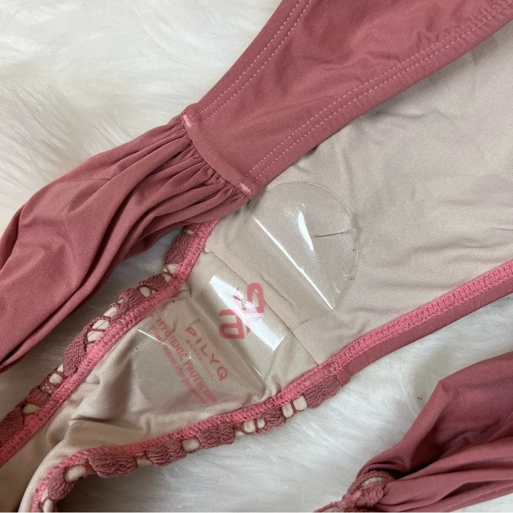 New PilyQ Lace Fanned Bikini Bottoms Rose Large - Picture 3 of 5